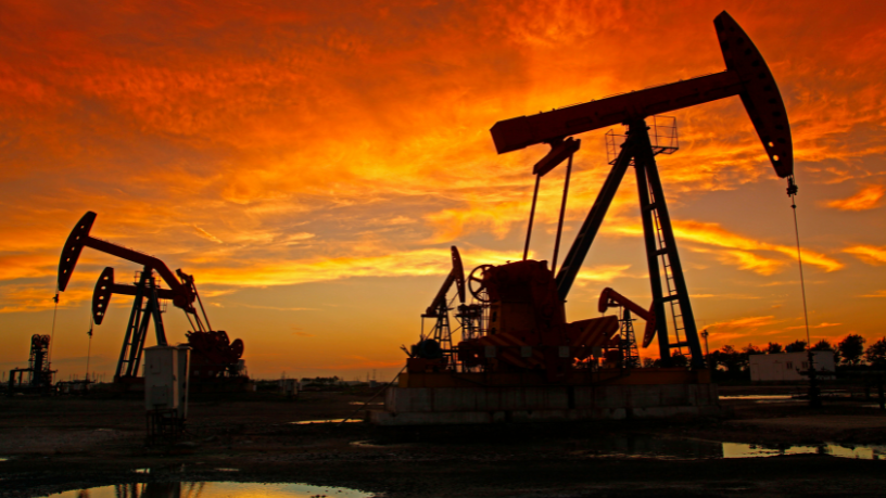 Na posse de Graça Foster na Petrobras, Paulo Roberto Gomes Fernandes destaca a ênfase em continuidade, rigor técnico e cumprimento de prazos.