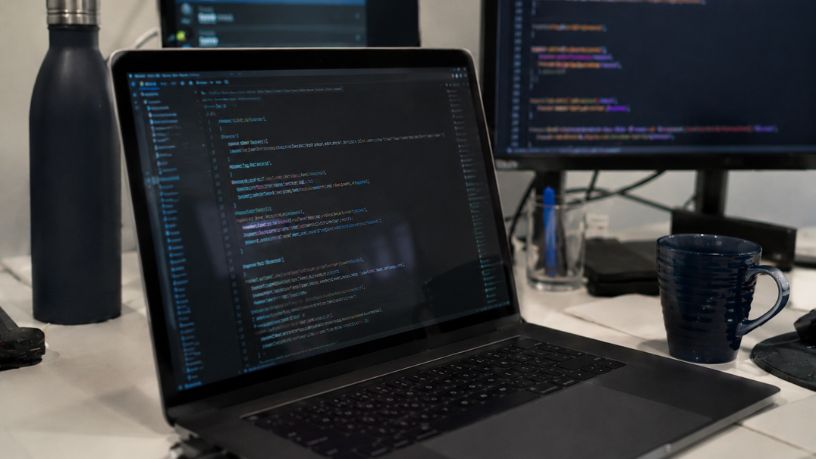 O Futuro do Emprego Tecnológico em Curitiba e a Nova Era da Indústria Paranaense